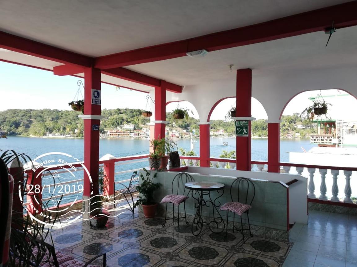 Hotel La Union Flores Extérieur photo