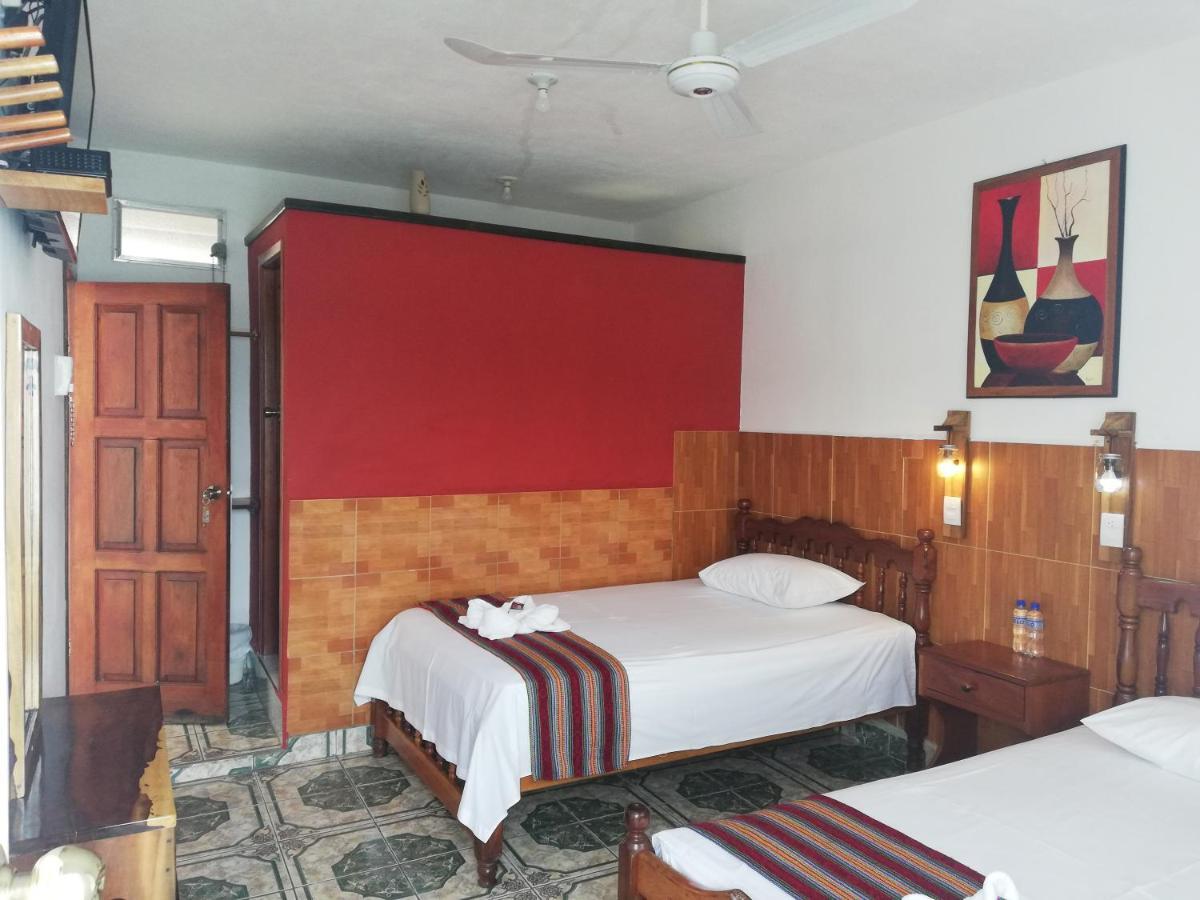 Hotel La Union Flores Extérieur photo